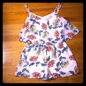 Jack: white flower pattern romper